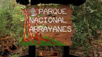 Ingresos a Los Arrayanes y Nahuel Huapi