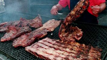 Protocolo para comer asados con amigos